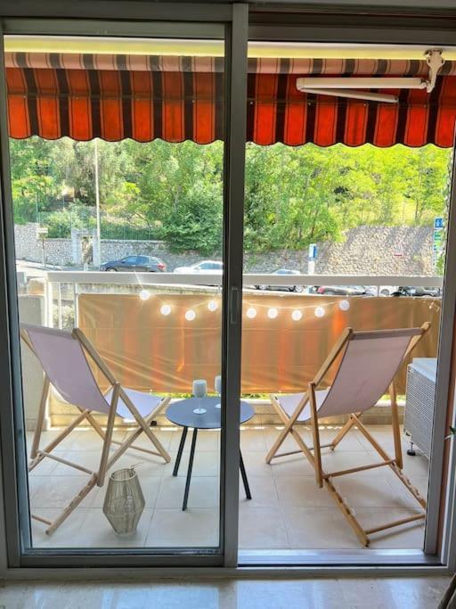 Appartement 2P Renove Avec Terrasse Au Port De Nizza Exterior foto